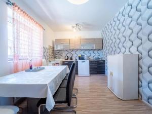 Prodej rodinného domu, Kněžmost, Nádražní, 126 m2