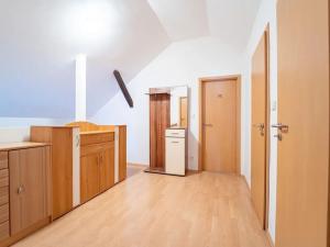 Prodej rodinného domu, Kněžmost, Nádražní, 126 m2