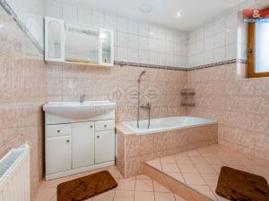 Prodej rodinného domu, Chvojenec, 214 m2