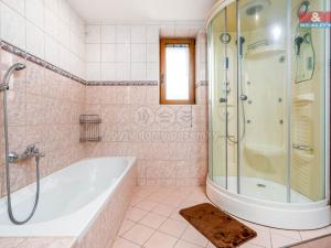 Prodej rodinného domu, Chvojenec, 214 m2