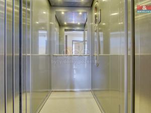 Pronájem bytu 2+1, Praha - Hlubočepy, Pražského, 46 m2