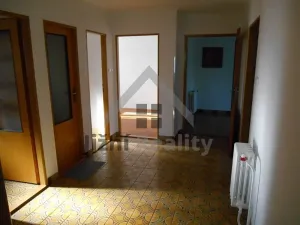 Prodej rodinného domu, Slabčice, 500 m2