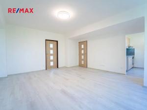 Pronájem bytu 2+1, Kolín, Družstevní, 55 m2