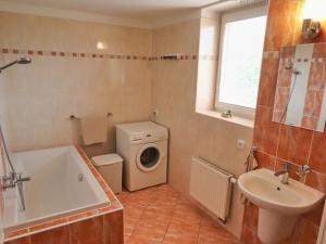 Pronájem bytu 2+kk, Plzeň - Skvrňany, Waltrova, 72 m2