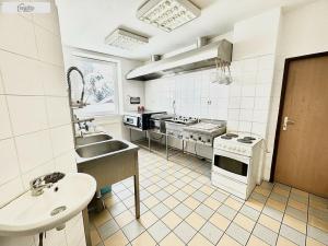 Prodej ubytování, Dubí - Pozorka, Ruská, 400 m2