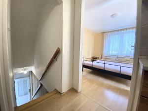 Pronájem bytu 2+1, Všenory, V Chaloupkách, 54 m2