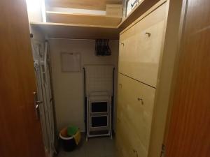 Pronájem bytu 1+kk, Praha - Troja, Vřesová, 36 m2