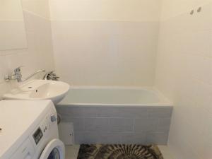 Pronájem bytu 2+kk, Jablonec nad Nisou, Skelná, 41 m2
