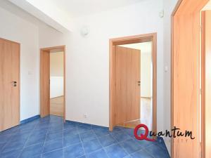 Pronájem rodinného domu, Praha - Miškovice, Před skálou, 135 m2