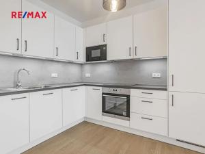 Pronájem bytu 2+kk, Praha - Modřany, Mezi vodami, 54 m2