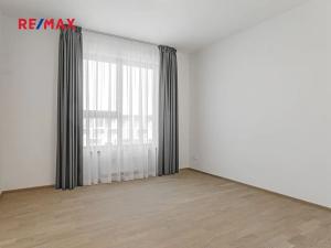 Pronájem bytu 2+kk, Praha - Modřany, Mezi vodami, 54 m2