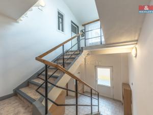 Prodej rodinného domu, Sadská, Československé armády, 141 m2
