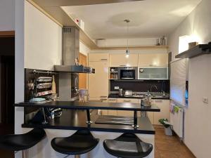 Pronájem bytu 3+kk, Praha - Smíchov, Radlická, 95 m2