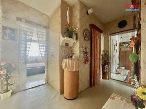 Prodej bytu 3+1, Krupka - Bohosudov, Komenského, 80 m2