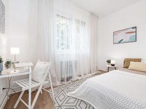 Prodej bytu 3+kk, Praha - Malešice, Chotutická, 57 m2