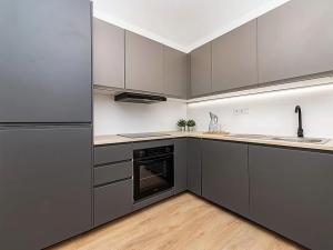 Prodej bytu 3+kk, Praha - Malešice, Chotutická, 57 m2
