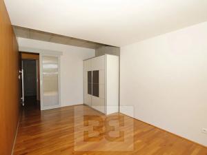 Prodej bytu 2+kk, Praha - Vysočany, Ocelářská, 66 m2