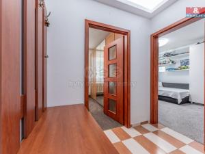 Prodej bytu 3+1, Praha - Letňany, Chlebovická, 73 m2