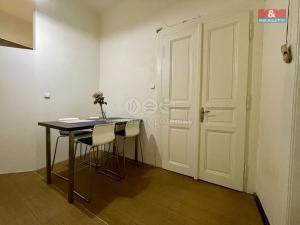 Pronájem bytu 2+1, Praha - Libeň, Podlipného, 52 m2