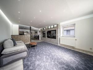 Prodej rodinného domu, Trhové Sviny, 379 m2