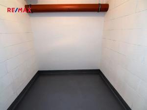 Pronájem bytu 2+kk, Praha - Kobylisy, Čumpelíkova, 64 m2