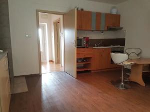 Pronájem bytu 1+kk, Bukovinka, 29 m2