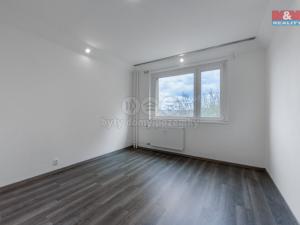 Pronájem bytu 2+1, Karlovy Vary, Charkovská, 49 m2
