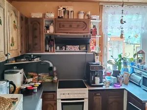 Prodej obchodního prostoru, Hradec Králové, Kalendova, 600 m2
