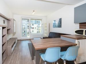 Pronájem bytu 2+kk, Praha - Vysočany, Pod Harfou, 55 m2