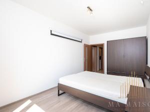 Pronájem bytu 2+kk, Praha - Vysočany, Pod Harfou, 55 m2
