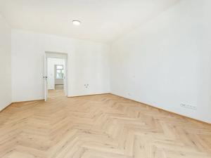 Prodej bytu 2+kk, Praha - Vršovice, Žitomírská, 68 m2