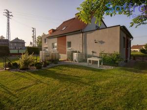 Prodej rodinného domu, Chrást, Bezovka, 220 m2