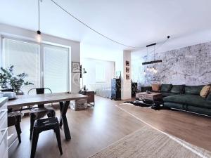Pronájem bytu 1+kk, Praha - Modřany, Vorařská, 55 m2