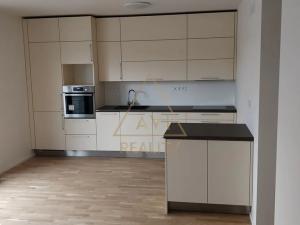 Pronájem bytu 2+kk, Praha - Smíchov, Holečkova, 55 m2