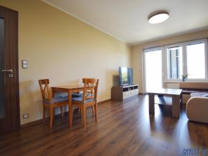 Pronájem bytu 2+kk, Praha - Hloubětín, Lehovecká, 63 m2