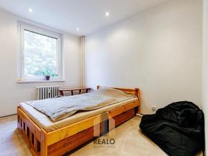 Pronájem bytu 3+1, Jihlava, Královský vršek, 74 m2