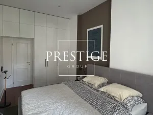 Pronájem bytu 2+kk, Praha - Karlín, Urxova, 48 m2