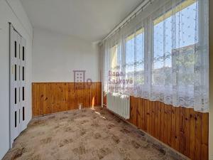 Prodej bytu 3+1, Jindřichův Hradec, sídliště Vajgar, 63 m2