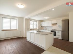Prodej rodinného domu, Zalužany, 160 m2