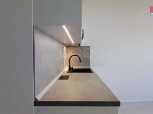 Pronájem bytu 1+kk, Praha, Nad Kolčavkou, 29 m2