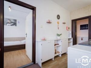 Prodej bytu 2+1, Olomouc, Řezáčova, 56 m2