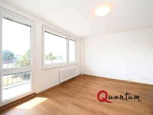 Pronájem bytu 1+kk, Praha - Troja, Svídnická, 26 m2