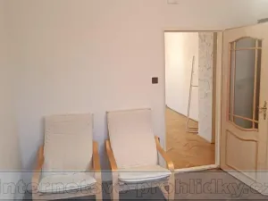 Pronájem bytu 2+1, Praha - Hloubětín, Slévačská, 45 m2