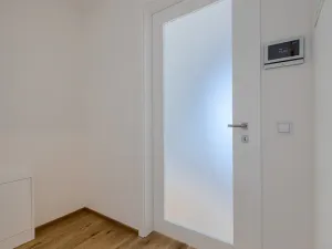 Prodej bytu 2+kk, Praha, Vítězné náměstí, 59 m2