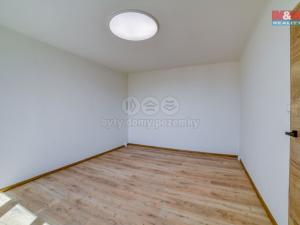 Pronájem bytu 1+1, Mariánské Lázně - Úšovice, Za Tratí, 36 m2