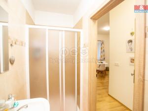 Pronájem bytu 1+kk, Jindřichův Hradec - Jindřichův Hradec I, nám. Míru, 25 m2