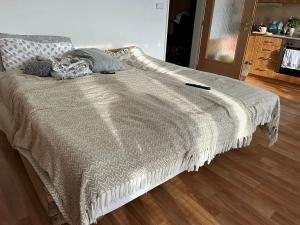 Pronájem bytu 1+kk, Praha - Střížkov, Zakšínská, 42 m2