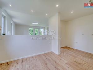Prodej rodinného domu, Popovičky, Na Skalce, 340 m2