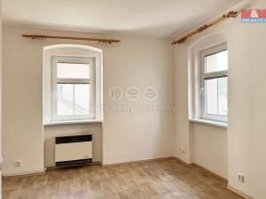 Pronájem bytu 2+kk, Karlovy Vary - Dvory, Na Průhoně, 36 m2