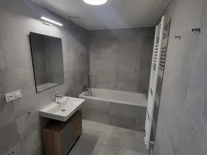 Pronájem bytu 2+kk, Brno, Bratislavská, 61 m2